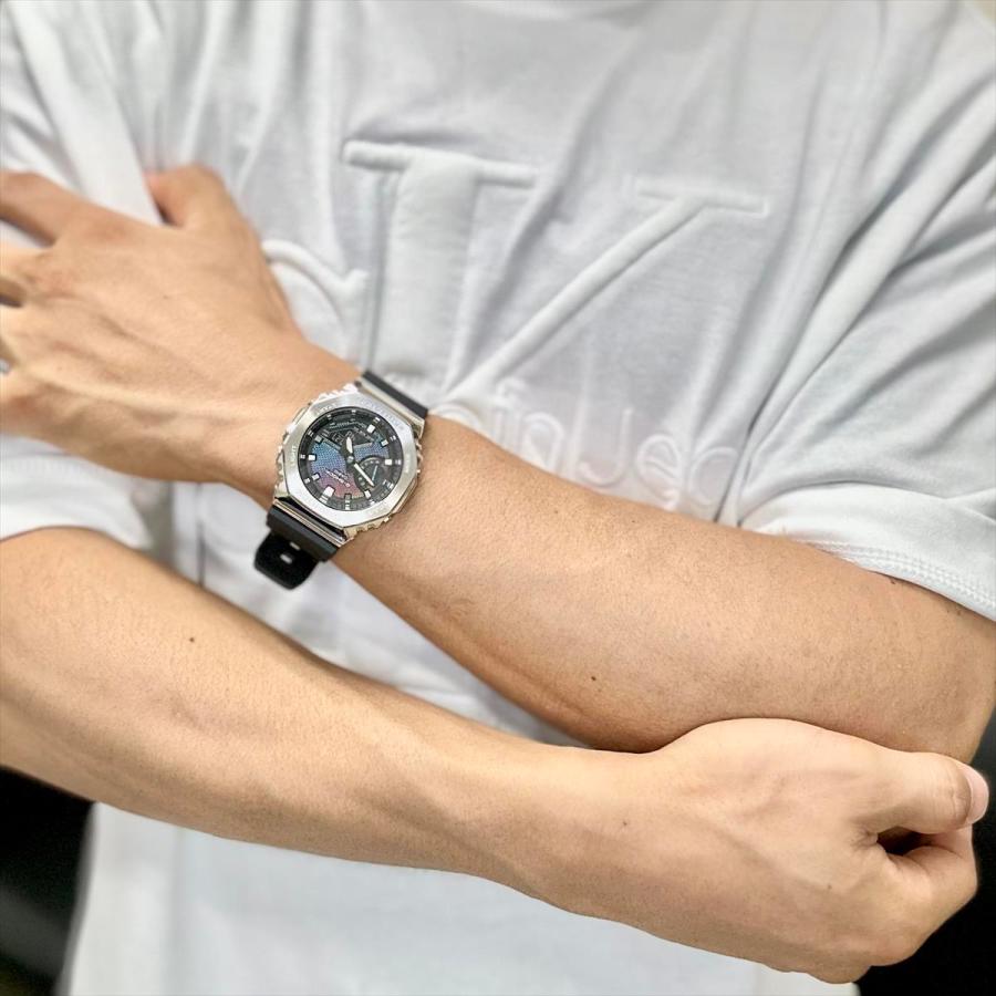 G-SHOCK カシオ Gショック GM-2100RW-1AJF レインボーカラー メタル