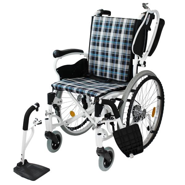 ケアテックジャパン ○割引クーポン対象○ 車椅子 折りたたみ