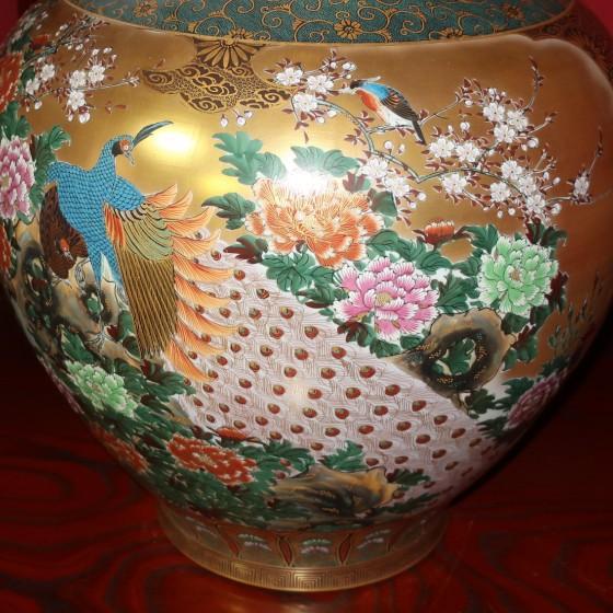 九谷焼 【故物】花瓶 陶器 特大台付花瓶（24号高さ74cm)）本金割取 七