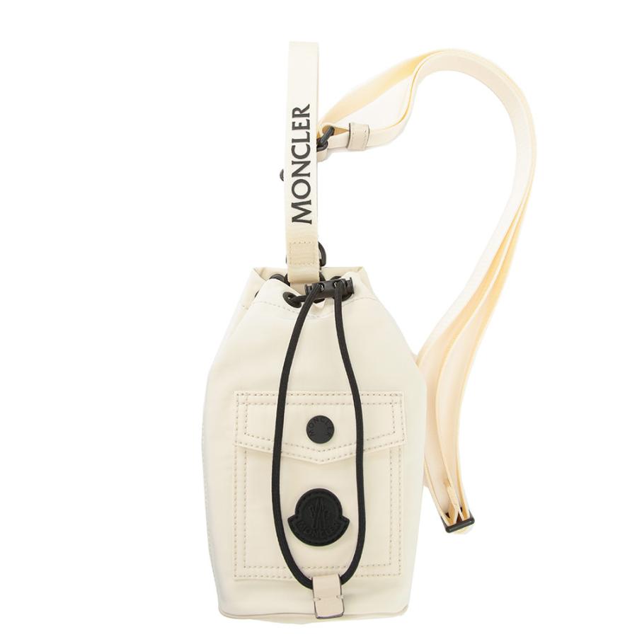 MONCLER（モンクレール） ショルダーバッグ ロゴ ボディストラップ付