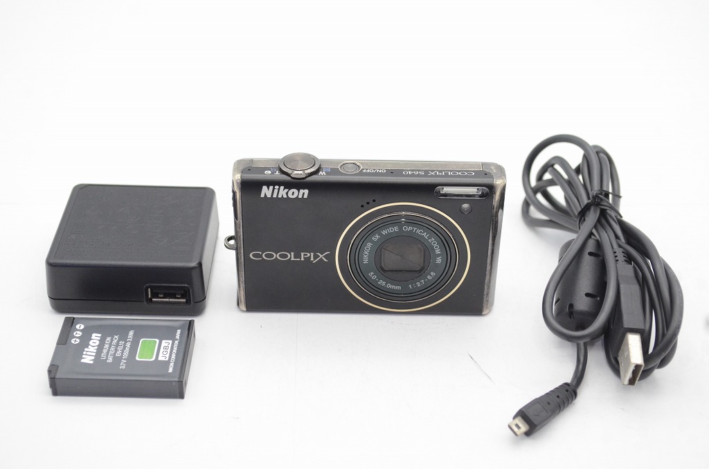 ニコン クールピクス COOLPIX S640（アイスシルバー） コンパクト