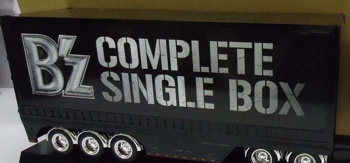 美品 B'z コンプリートシングルBOX トレーラーエディション COMPLETE