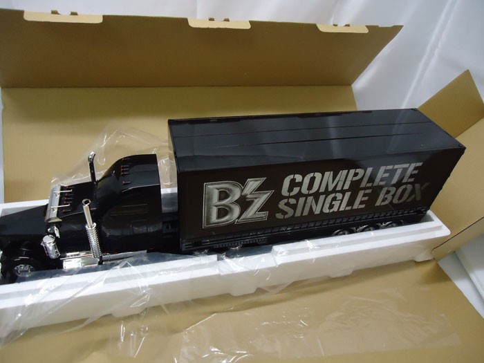 美品 B'z コンプリートシングルBOX トレーラーエディション COMPLETE