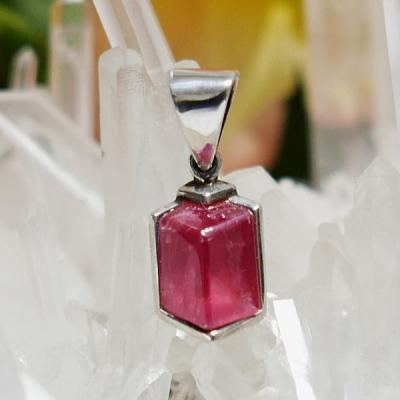 激レア⭐︎ 稲倉山産ロードクロサイト14.5ct 超美麗 激レア⭐︎ 稲倉山