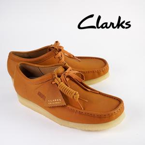 Clarks（クラークス） CLARKS WALLABEE YELLOW SUEDE 26154742