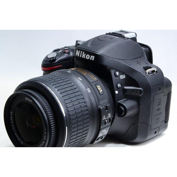 ニコン（Nikon） Nikon D5200 レンズキット <プレゼント包装承ります