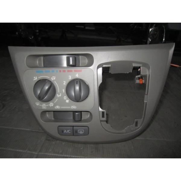 ミラ（ダイハツ） ミライース DBA-LA300S エアコンスイッチ ヒーター