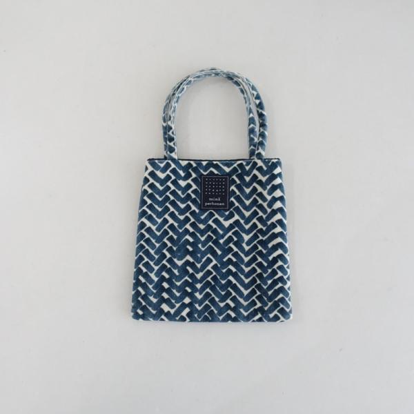 mina perhonen（ミナペルホネン） *Swan Lake ミニバッグ*手さげベロア