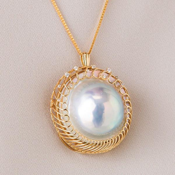 29mm ブルー マベ真珠 ダイヤモンド K18YG ブローチペンダント 極上に