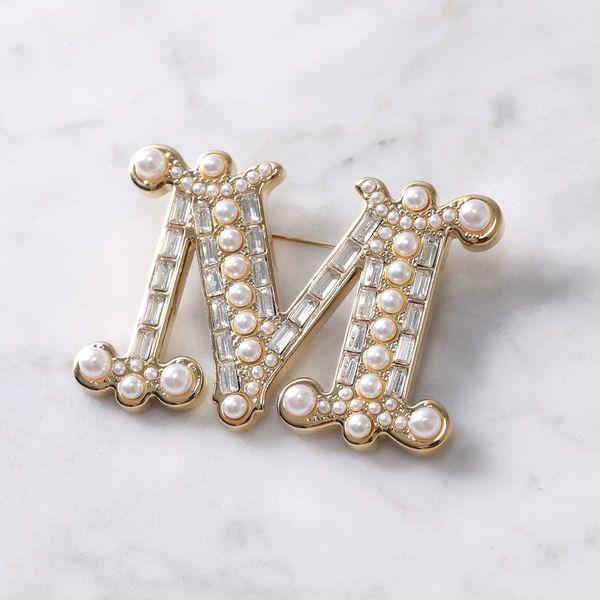 Max Mara（マックスマーラ） ブローチ BATHP レディース ピンバッチ