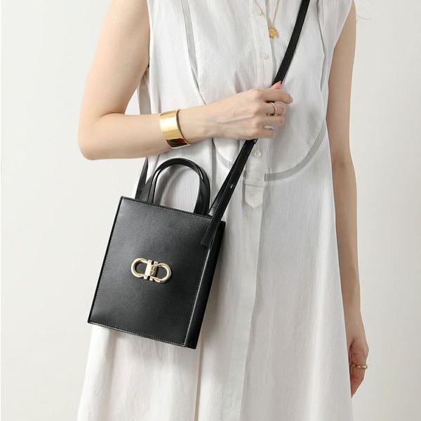 FERRAGAMO（フェラガモ） ショルダーバッグ 21 8358 レディース ダブル