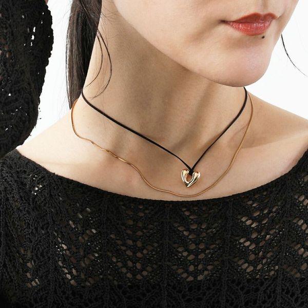 ANNIKA INEZ（アニカイネズ） ネックレス Petite Open Heart Pendant