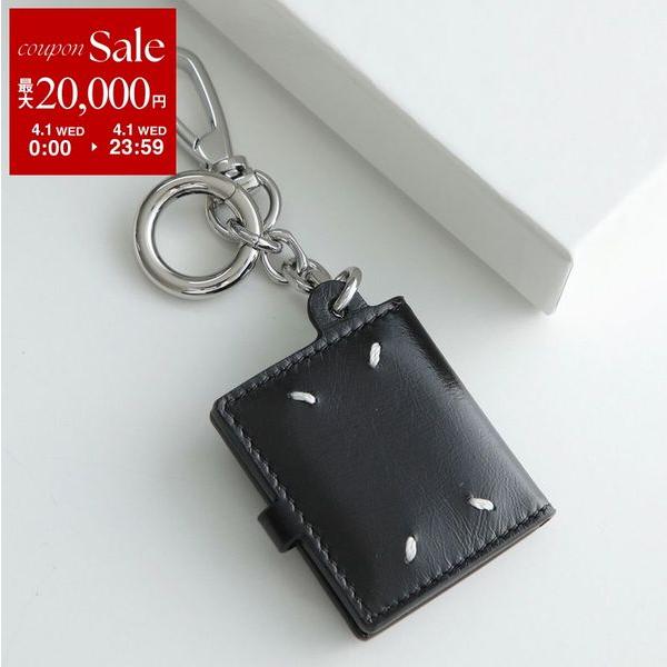 Maison Margiela（メゾンマルジェラ） IDフォトホルダーチャーム