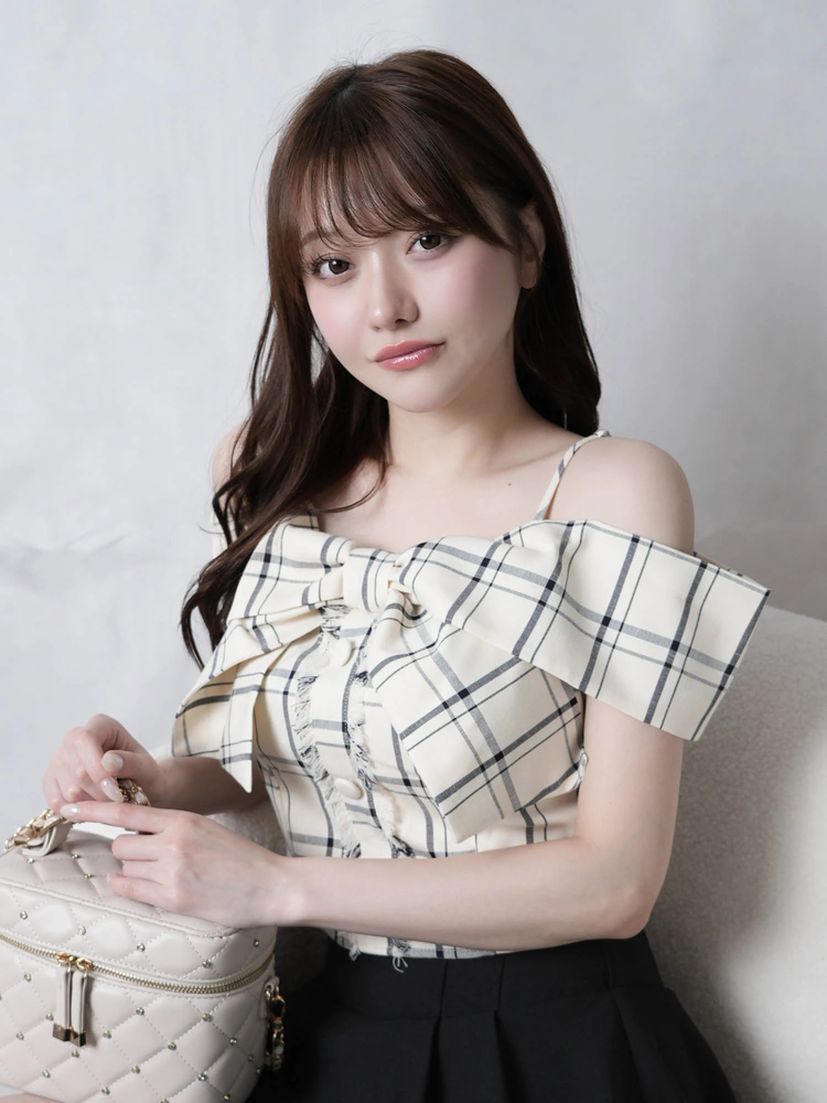 LIP SERVICE（リップサービス）｜ ツイードリボンオフショルトップス