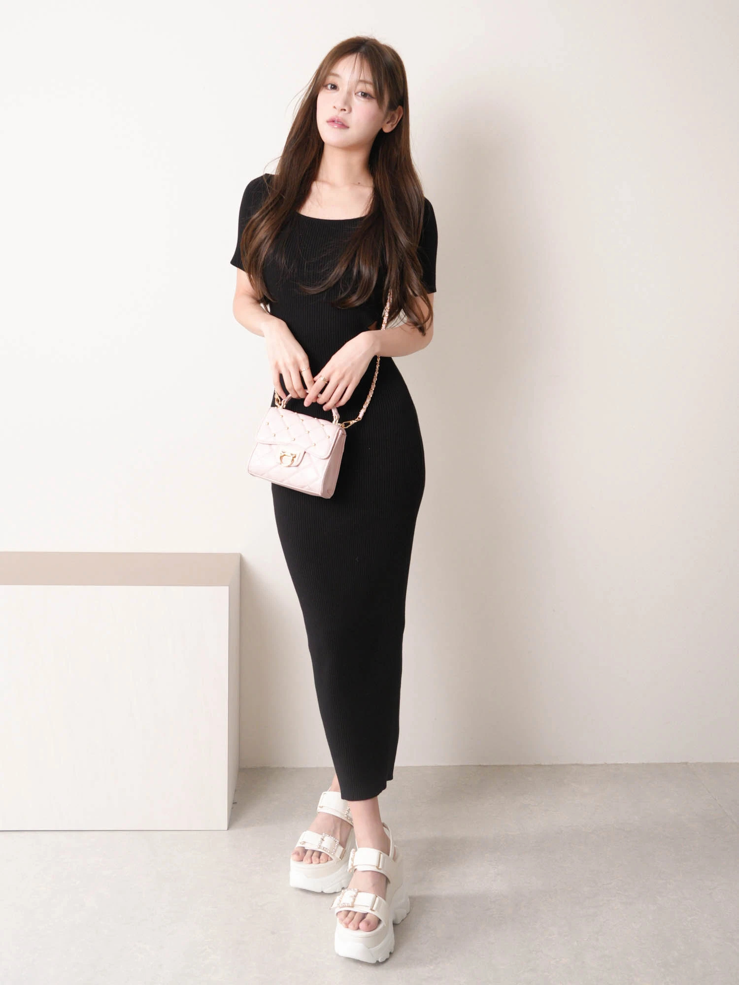 LIP SERVICE（リップサービス）｜ マルチボーダーカットアウトロング