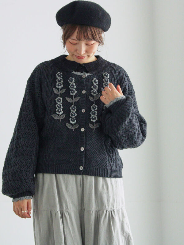 セール】 かぎ針お花モチーフ付きニットカーディガン（グレー