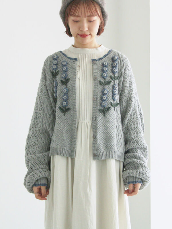 セール】 かぎ針お花モチーフ付きニットカーディガン（グレー