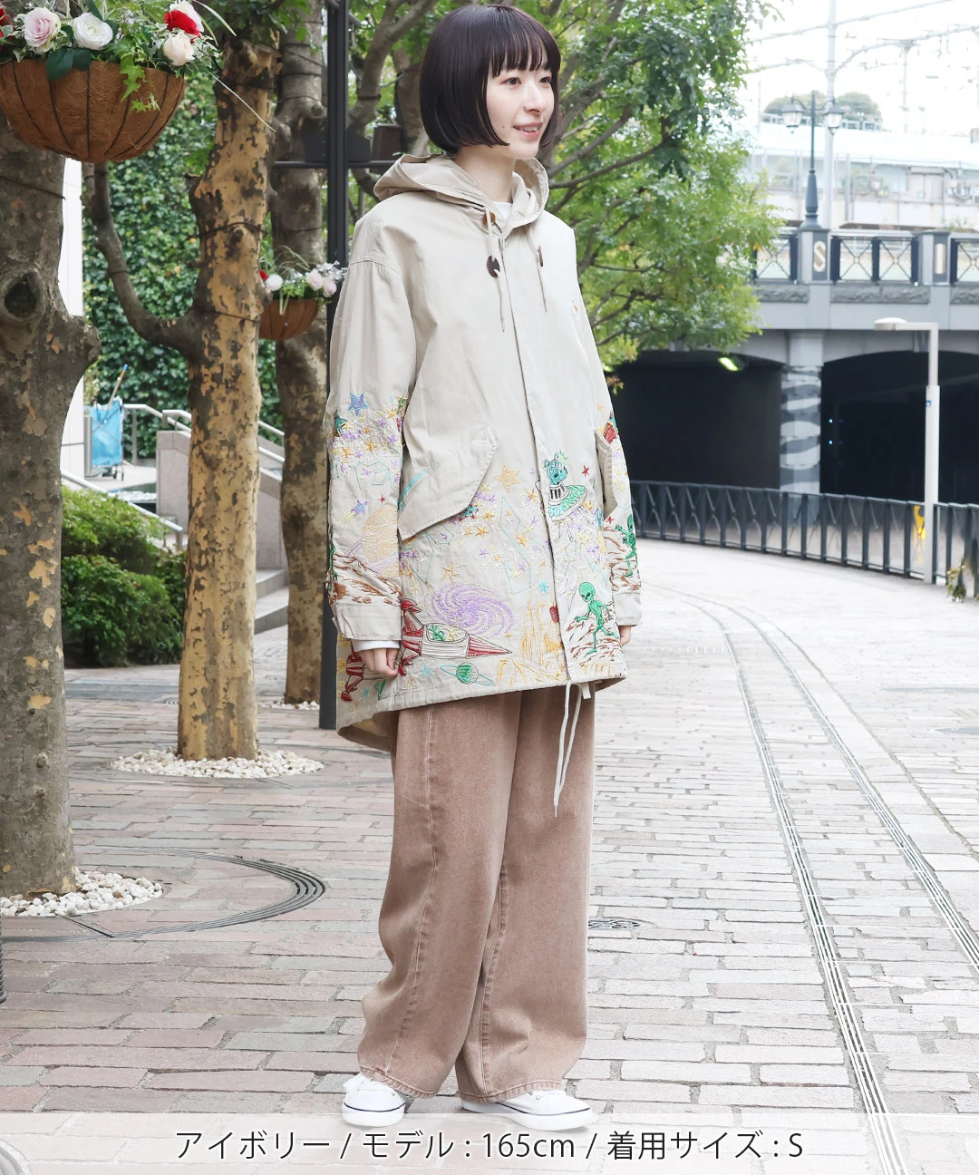 go slow caravan コットンナイロンパネル刺繍モッズコート【WEB限定