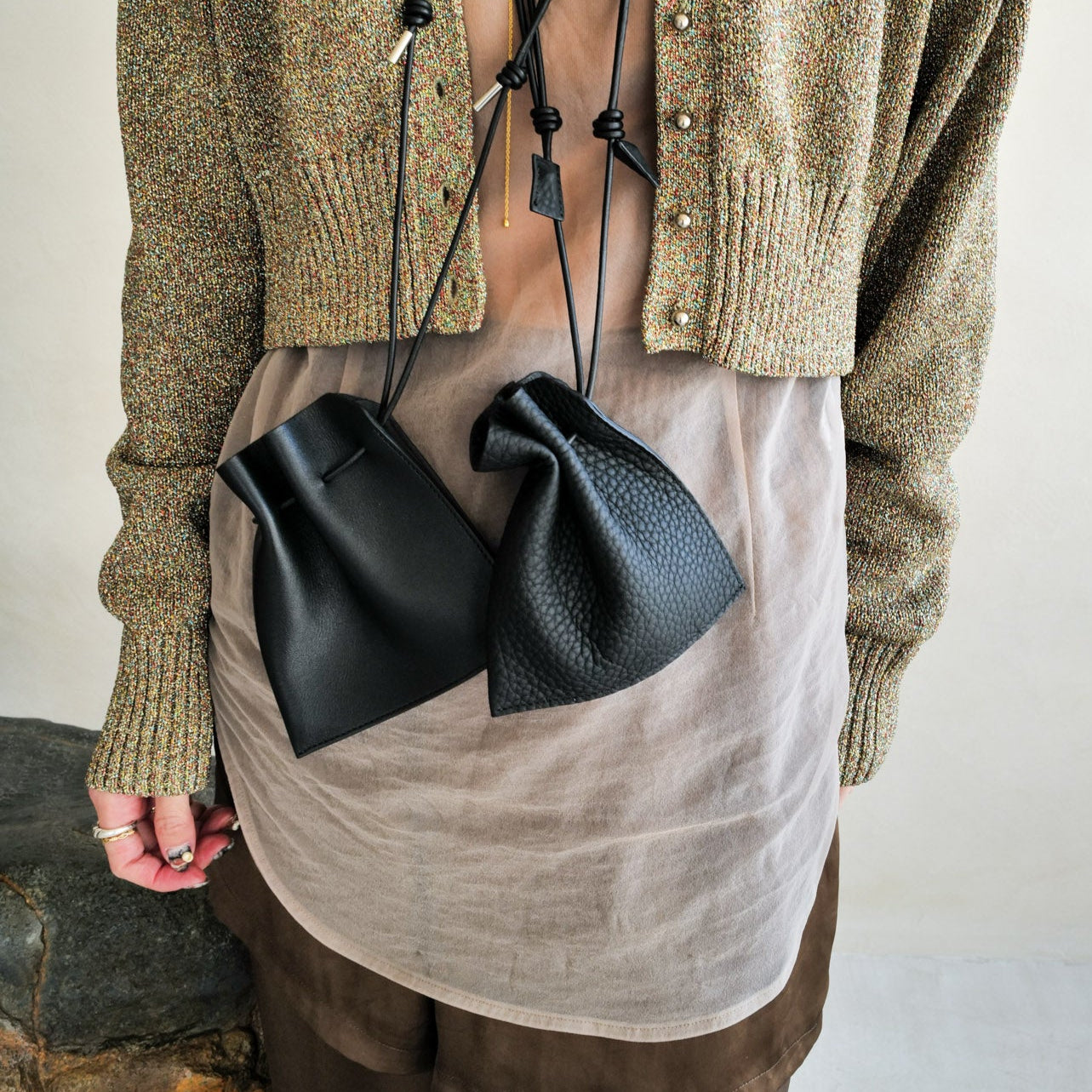 HERRIE KINCHAKU POUCH - XXS / RAPTO FLEX｜レザー ミニ巾着ポーチ 首