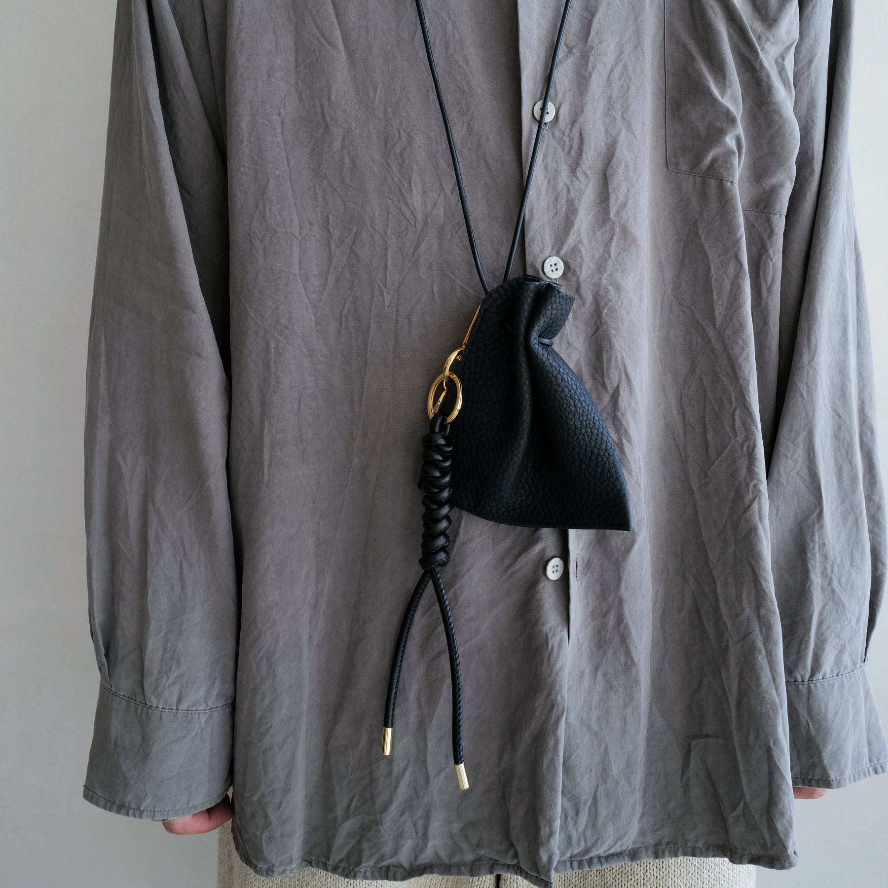 HERRIE KINCHAKU POUCH - XXS / DIPLO SKY｜ミニ巾着ポーチ 本革