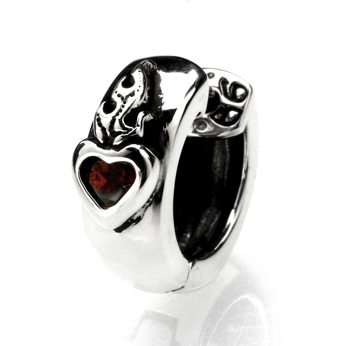 スターリンギア 01 ニュースカルマーブルペンダント w/スカル