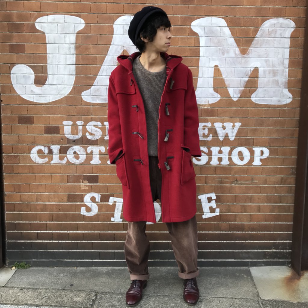 ダッフルコート×ウールニットセーター×ストレートチップシューズ