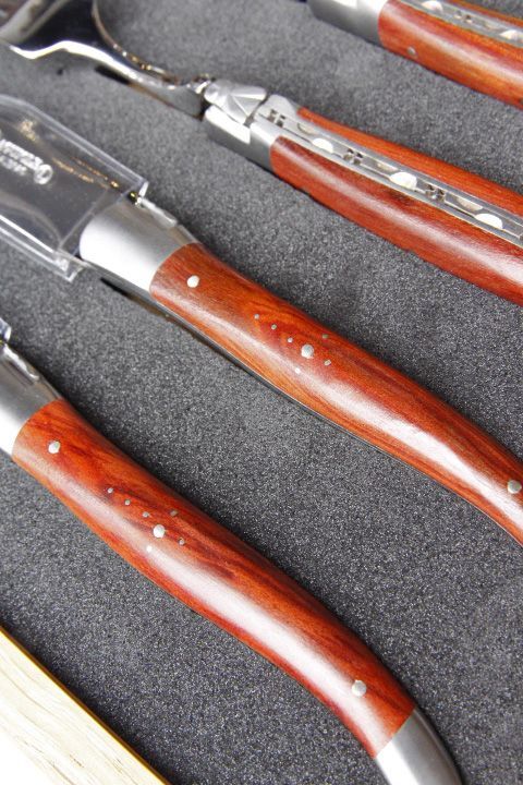 LAGUIOLE」en Aubrac Cutlery ラギオール アン オブラック カトラリー