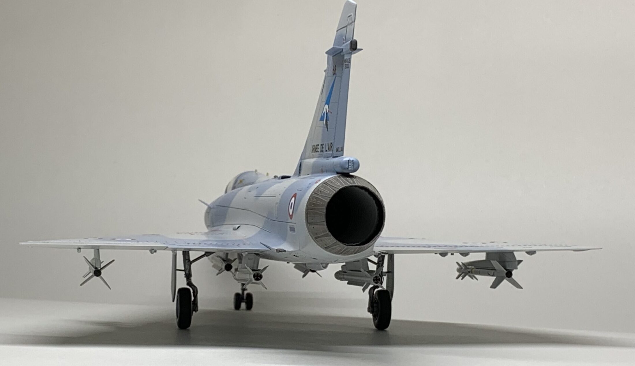 キネティック 1/48 ミラージュ2000F | JUNSANのミニチュア航空博物館
