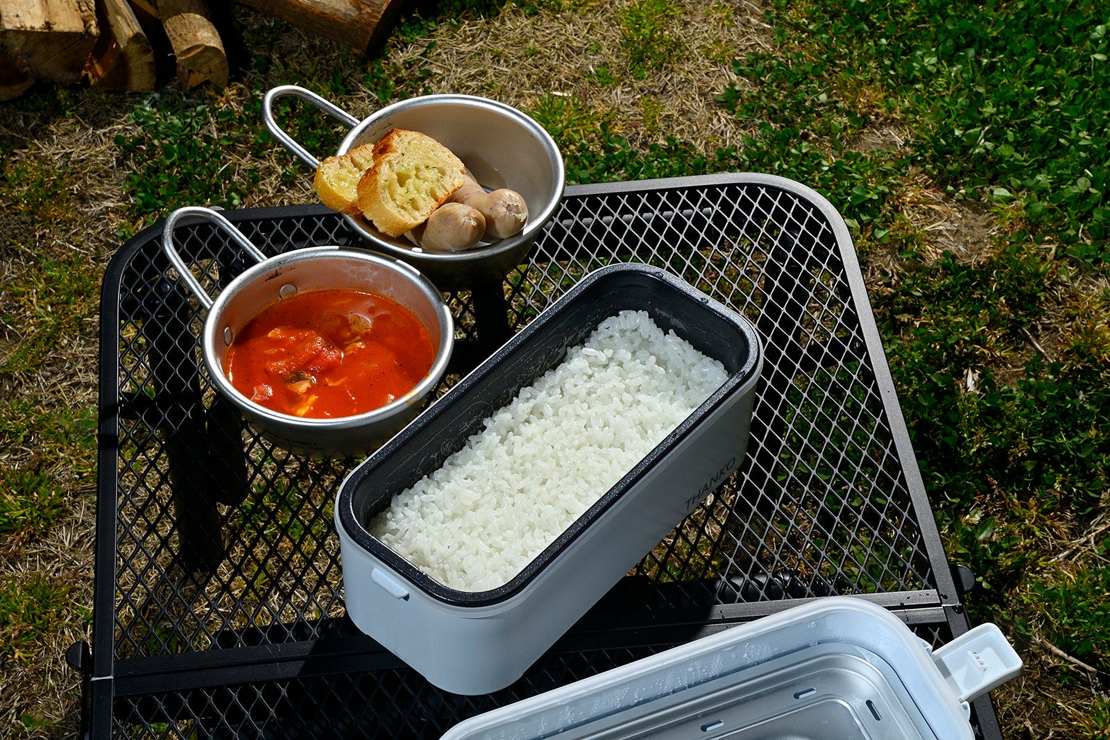 ポータブル電源とクルマで使える調理家電で車中泊がより便利＆楽しく