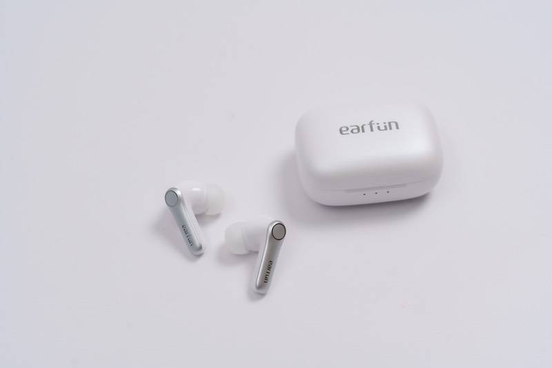 EarFun Air Pro 4 レビュー | 価格設定間違った！？とんでもコスパの