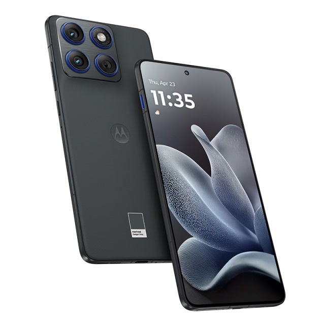 モトローラも参戦、薄型スマホ競争が激化--わずか5.99mmの新型「moto