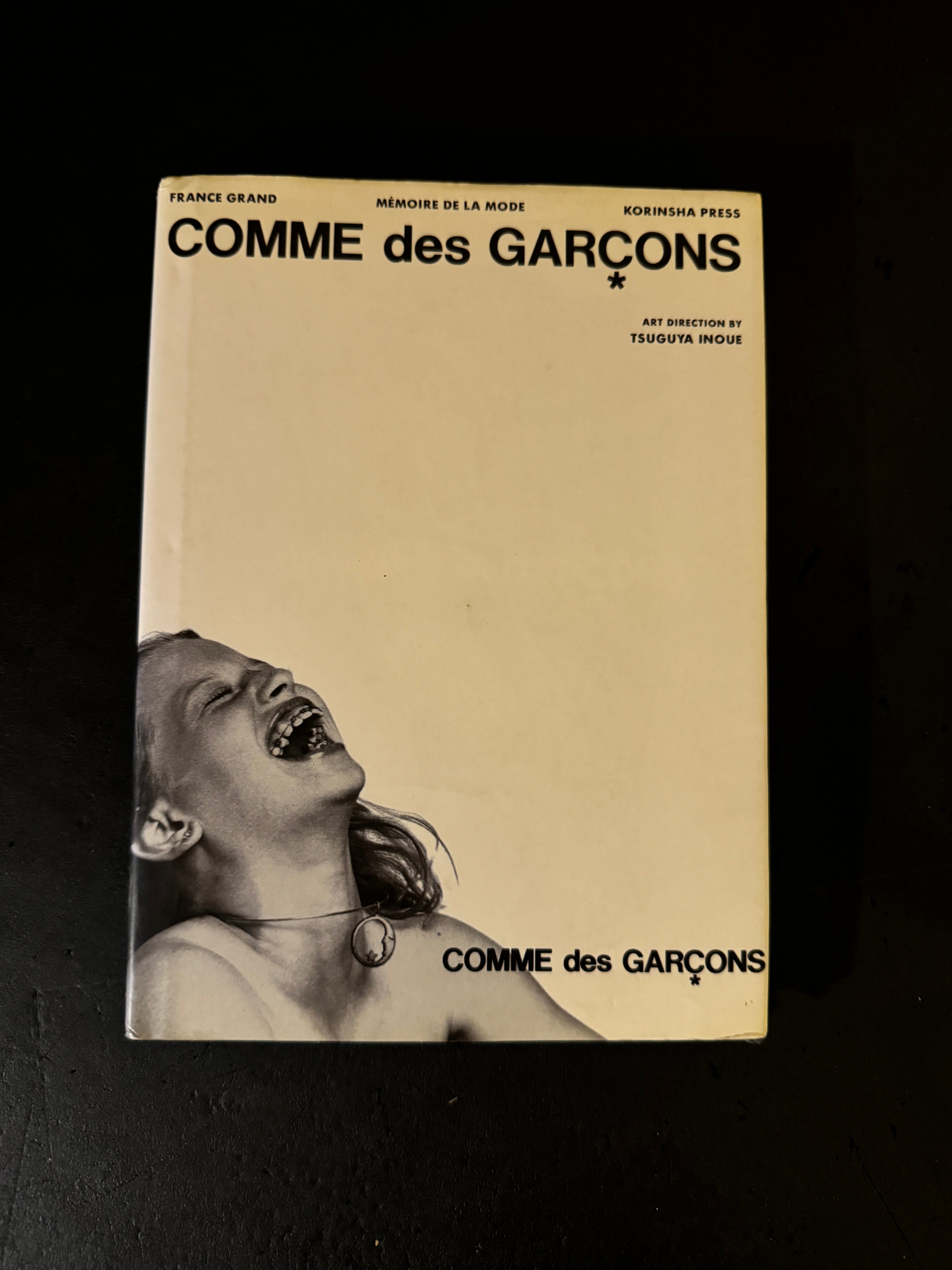 COMME des GARCONS – JAPANESE AVANT-GARDE BOOKS