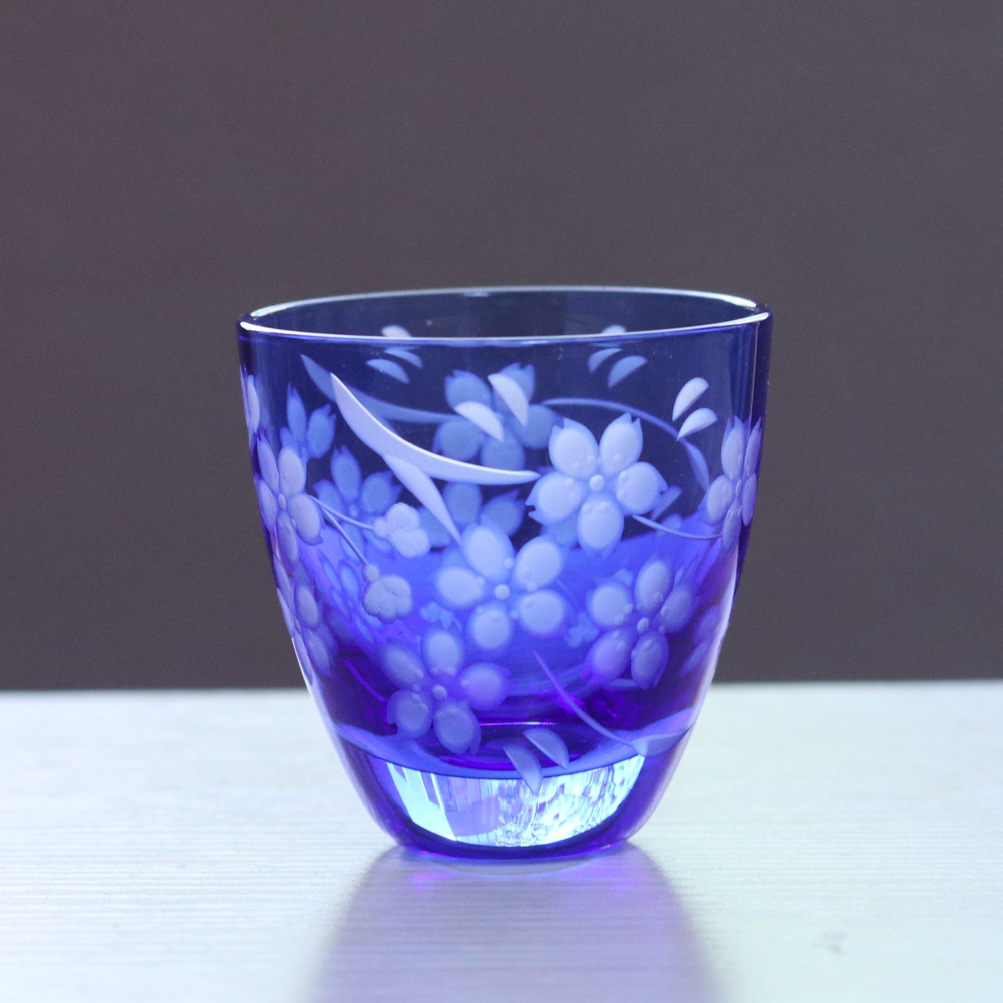 江戸切子 ぐい呑み｜桜 - 花切子- ｜青藍｜山田硝子
