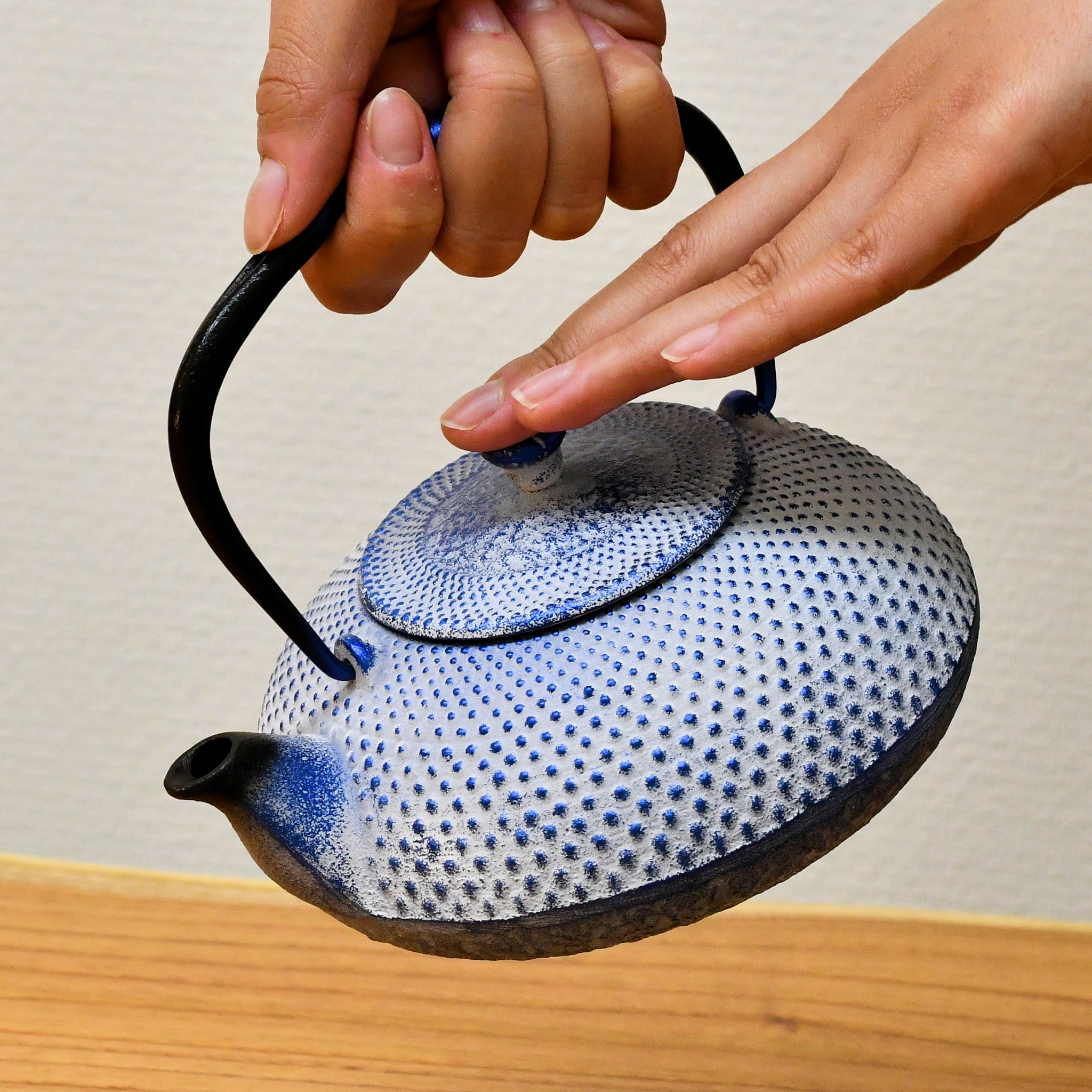 廃番】南部鉄器 急須 | アラレパール | 瑠璃白 | 及富