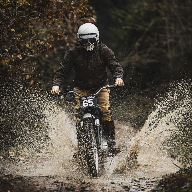 試着無料】エイジオブグローリー デザート [CE規格AAA] - バイク