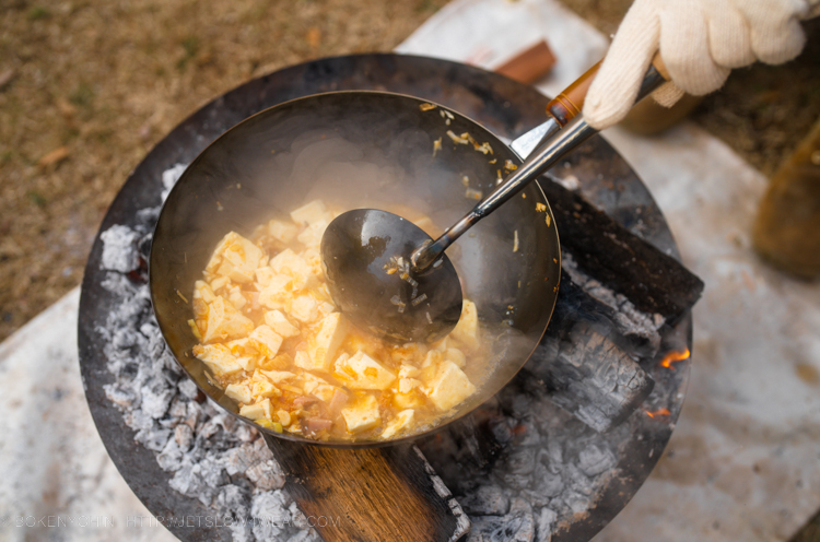 ヨコザワテッパン×おやじキャンプ飯 「おやじ中華鍋 26センチ」「冒険