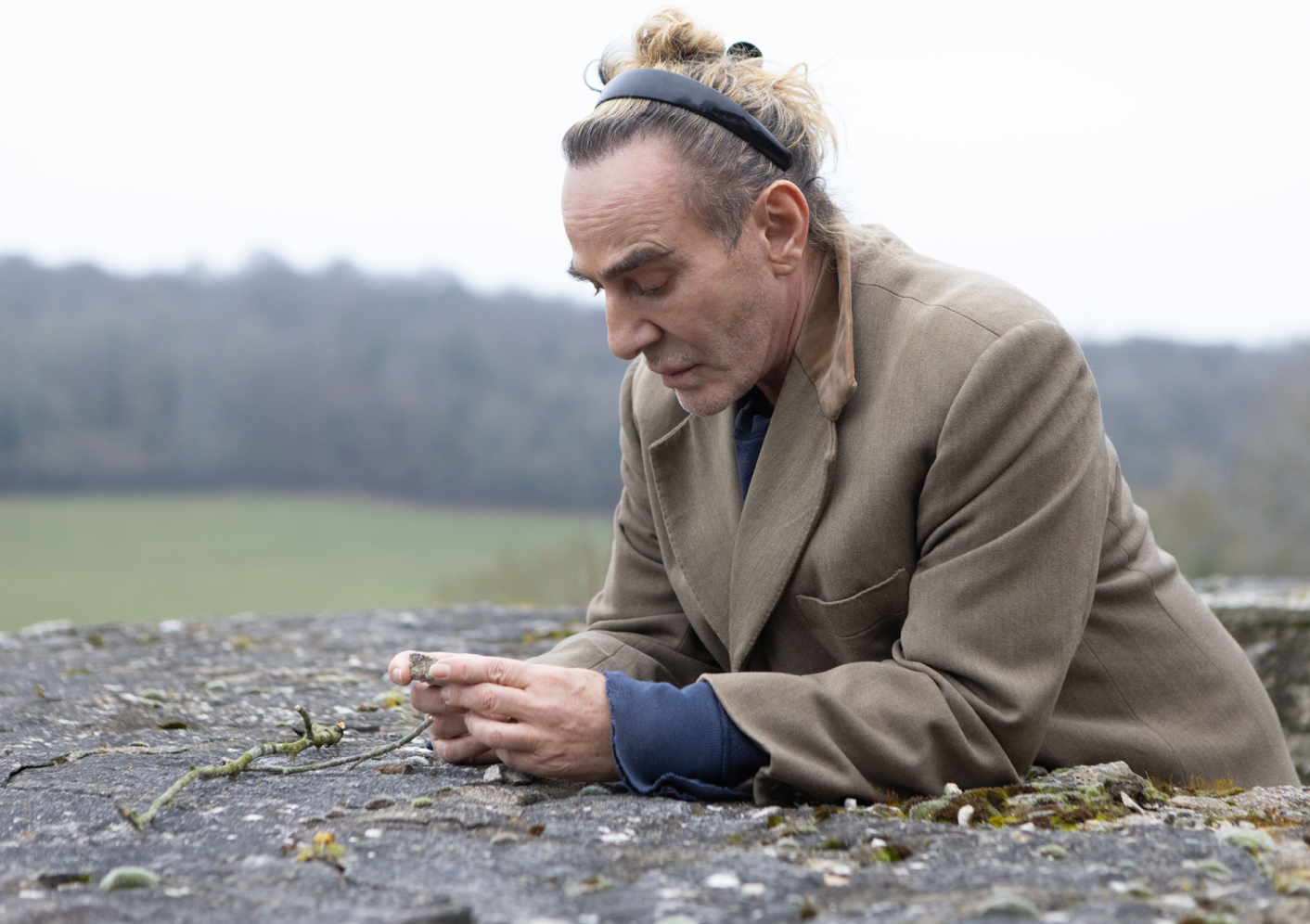 映画『ジョン・ガリアーノ 世界一愚かな天才デザイナー』公式サイト