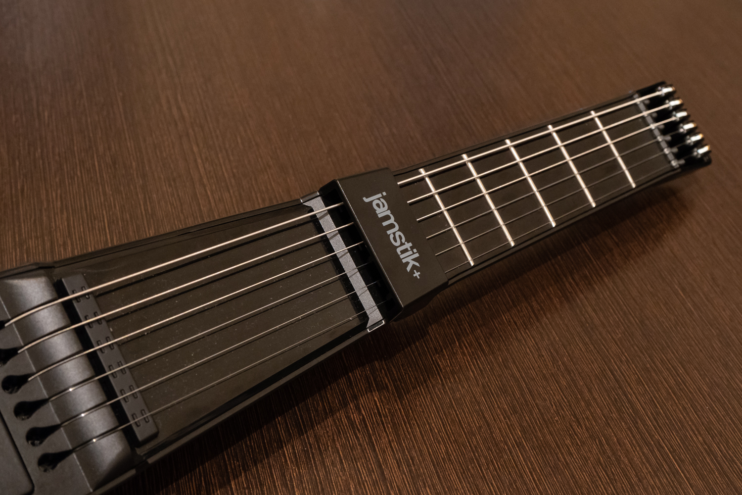 騒音からの解放でギター三昧！スマートギター「ZIVIX jamstik+」使用
