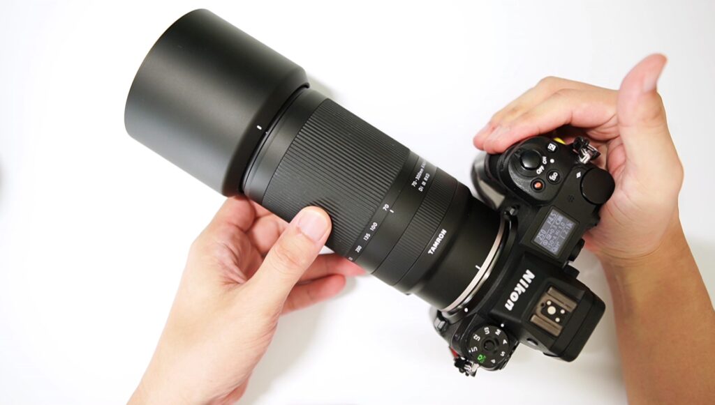 小型軽量に振り切った便利な望遠ズーム【70-300mm F/4.5-6.3 Di III