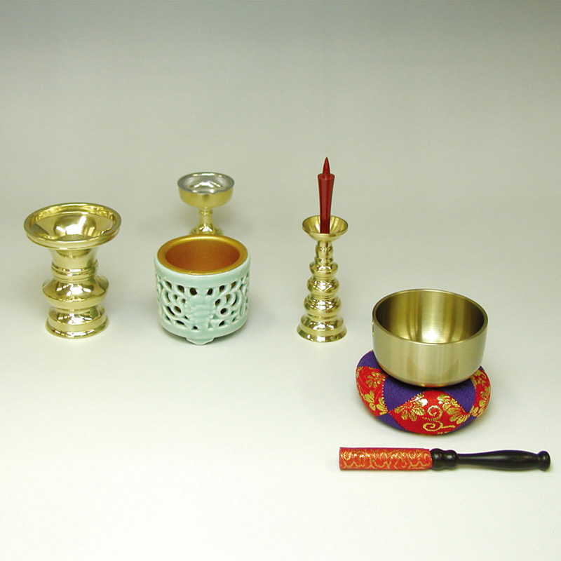 真宗大谷派ご推奨】三折御本尊用御厨子 屋根幅30cm 木製黒塗 1建