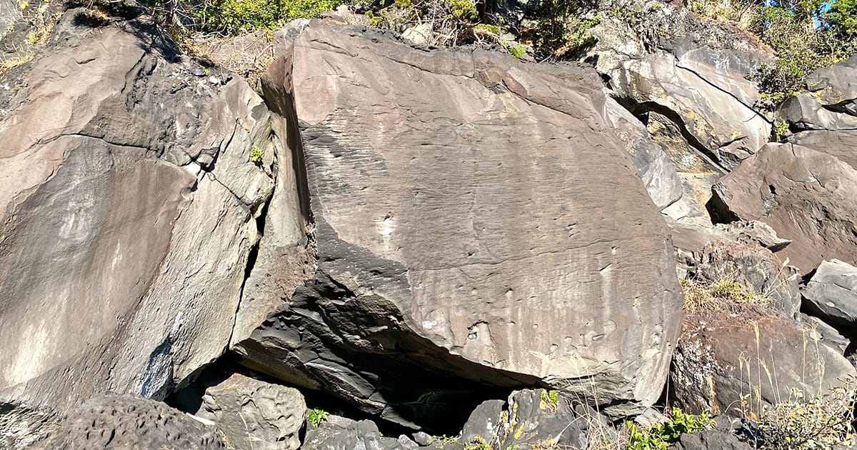 吉田岩 | 城ヶ崎ボルダーガイド