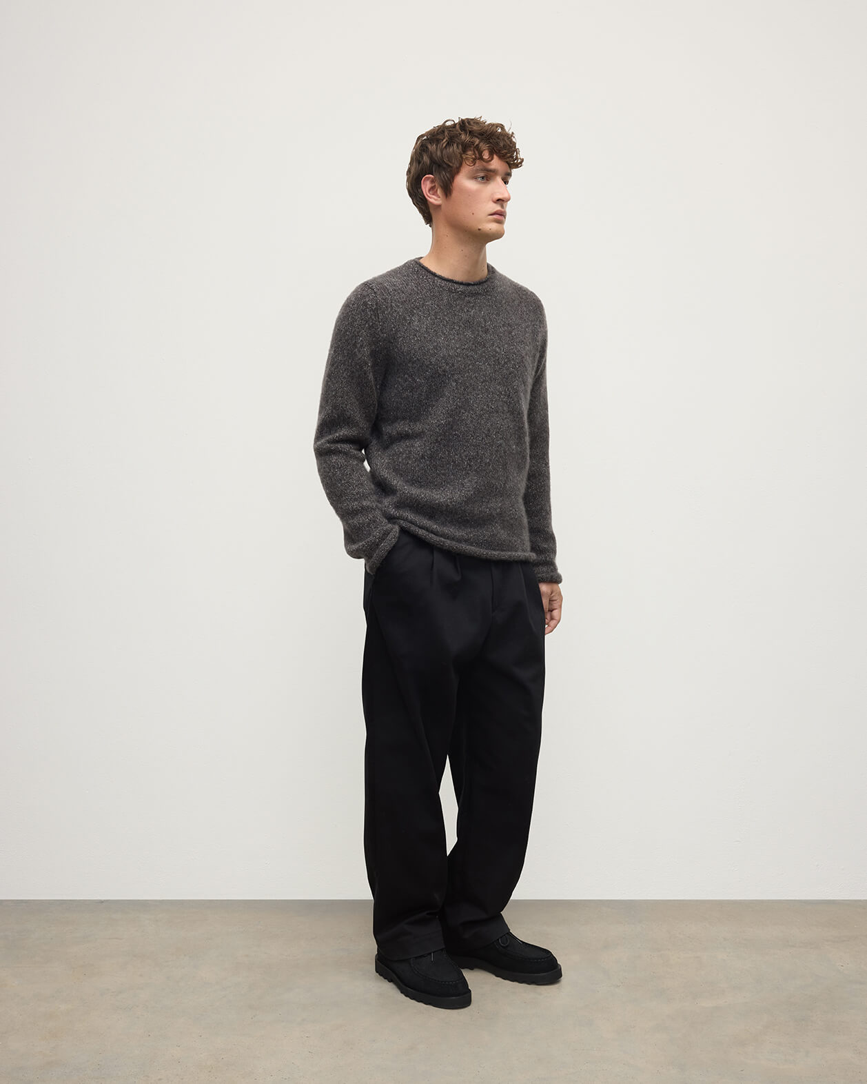 Charcoal Brushed Cashmere Silk Jumper | Men's Knitwear | Johnstons