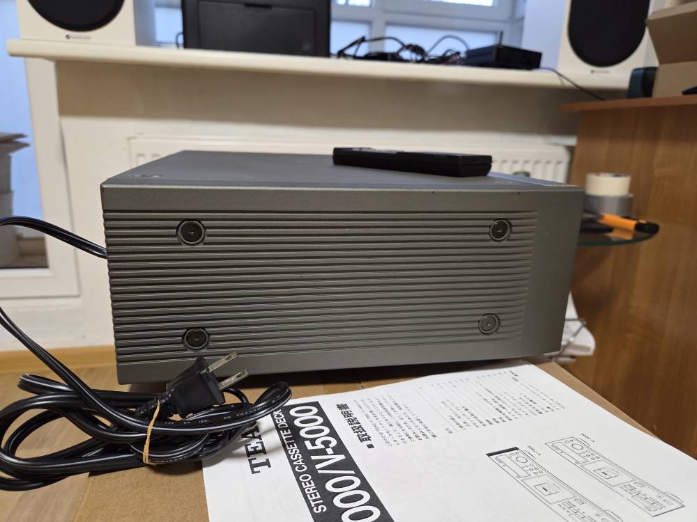 Cassette deck TEAC V-7000 - Jnats