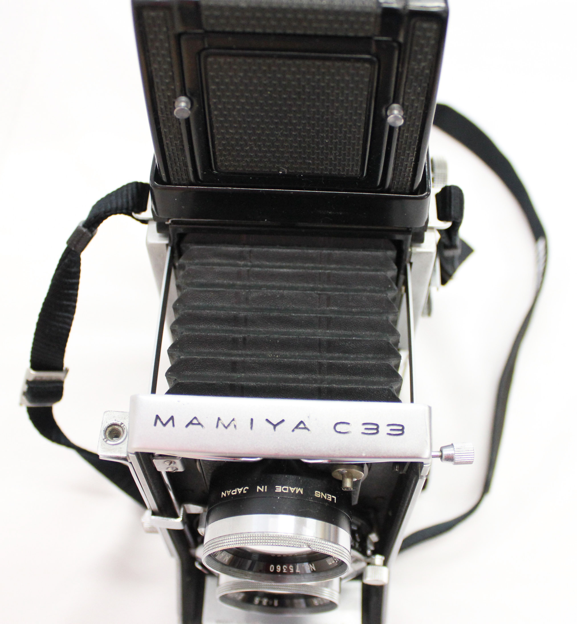Mamiya C33 Professional Medium Format TLR with 105mm F/3.5 Lens