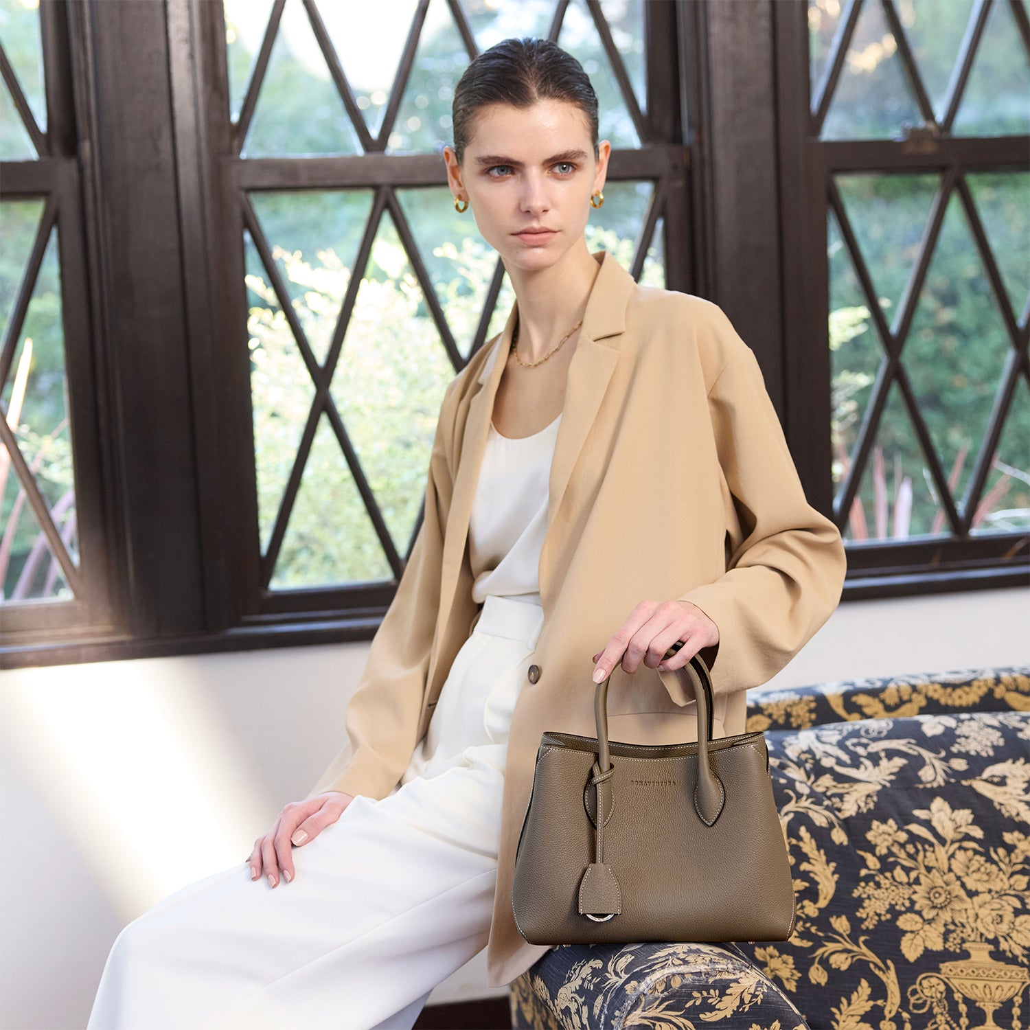 ミア トートバッグ シュリンクレザー (22サイズ)