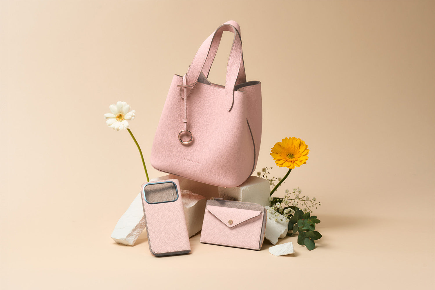 新色】サクラピンク(アリア ハートバッグ)