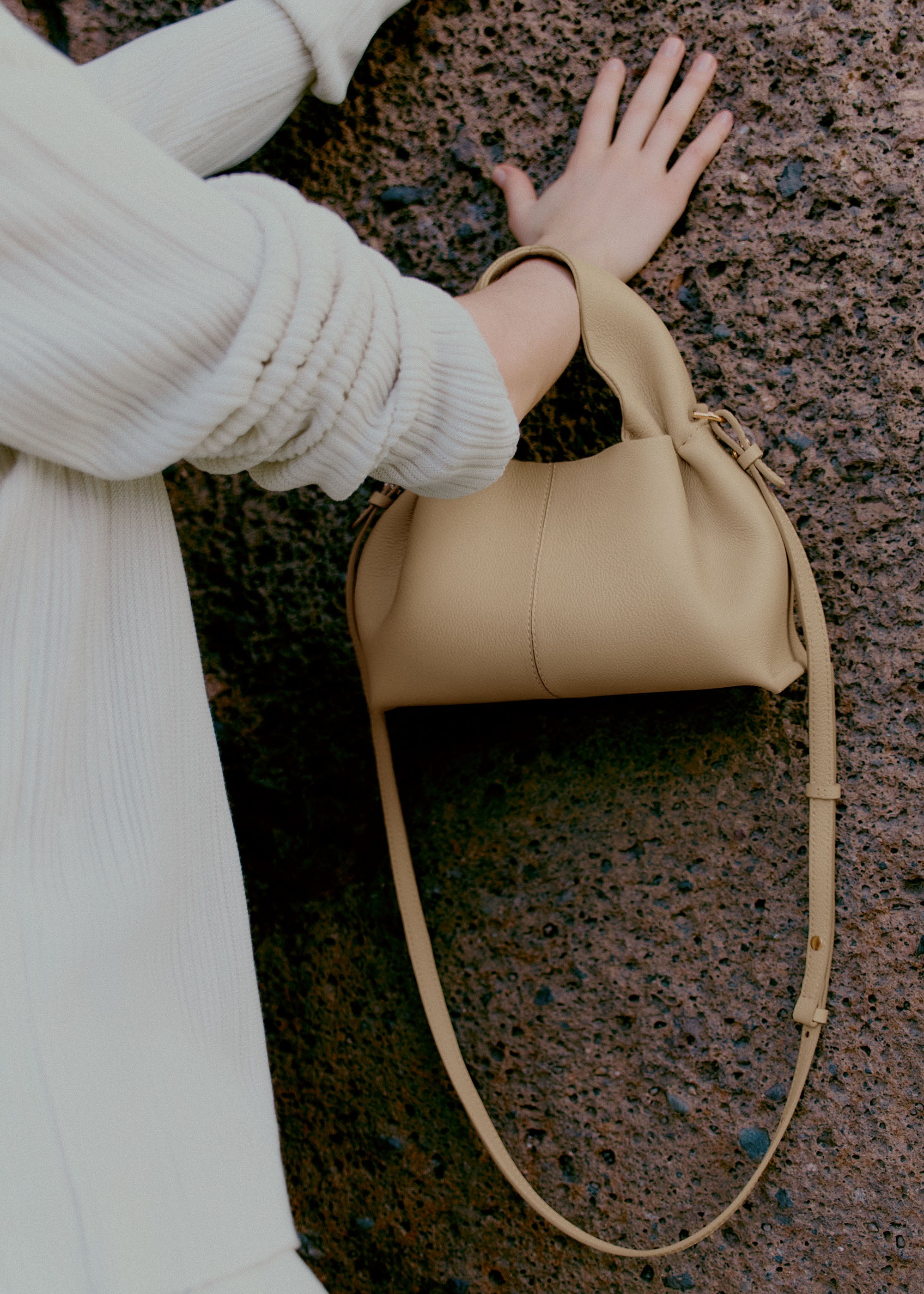 Polène | バッグ - Numéro Neuf Mini - サンド テクスチャード