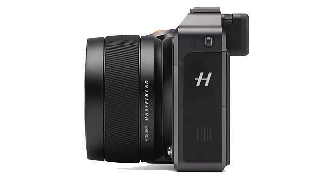 ハッセルブラッド、軽量・コンパクトな形状を実現した中判デジタル用AF