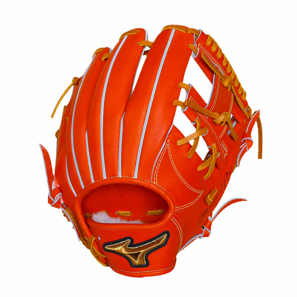 地域の絆を力に、最高のパフォーマンスを「宍粟牛グラブ」｜野球