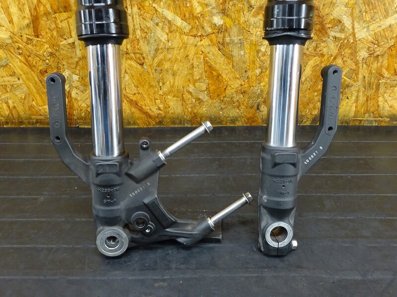 250423】ZX-25R SE(ZX250E-A18)◇ フロントフォーク インナーチューブ